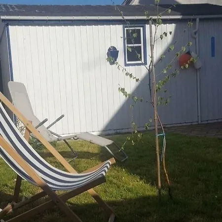 Vakantiehuis House Maison Proche Centre Ville Et Plage Avec Jardin Clos *